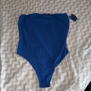 🦋SKIMS FITS EVERYBODY STRAPLESS BODYSUIT IN SAPPHIRE L -NWT